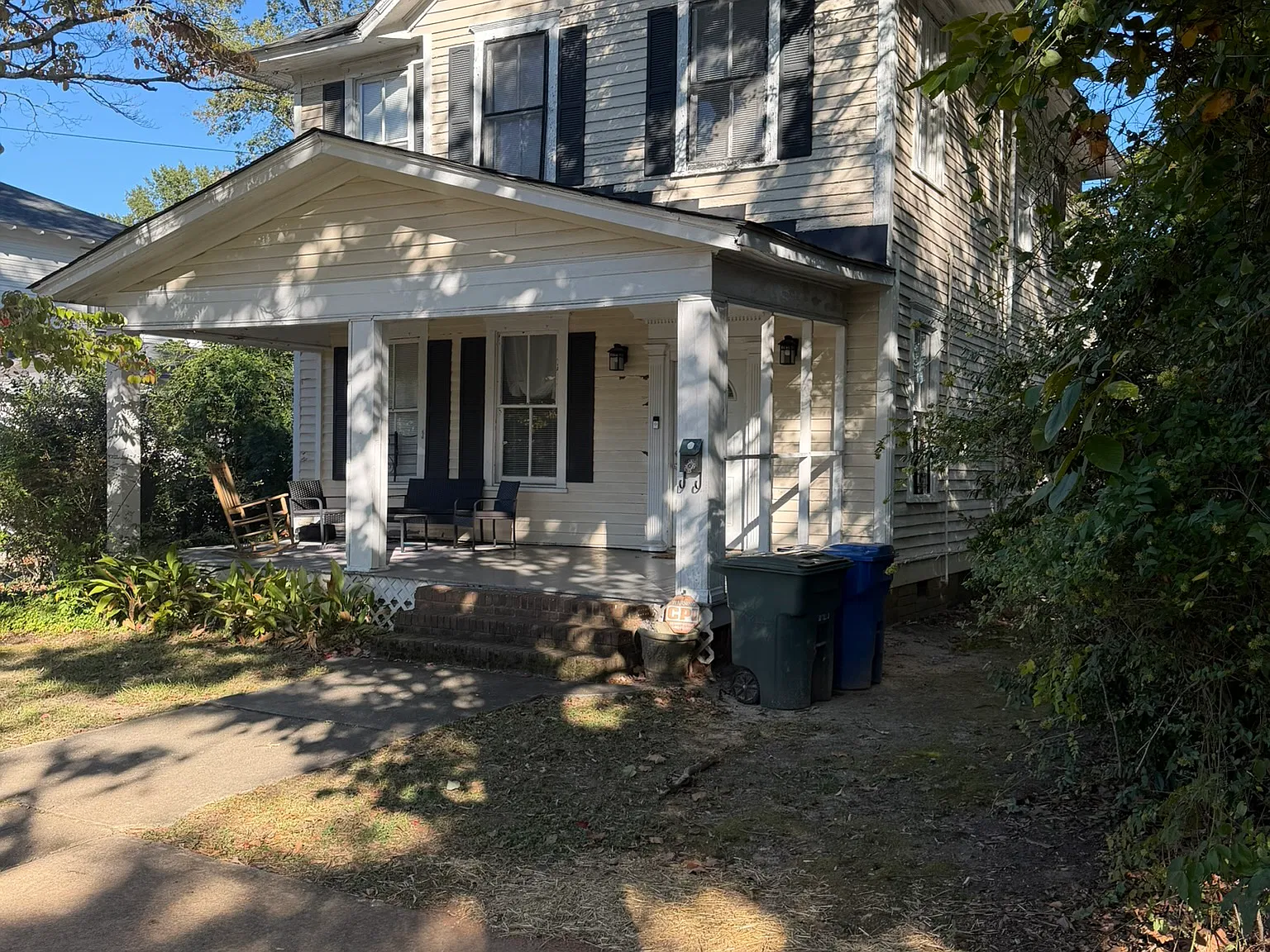 4 bed, 2000 sqft, $3,800 — Photo 2