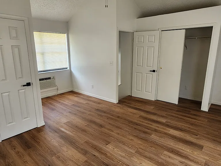 1660 Rosetine St #1 — Photo 7