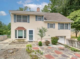 1 Parkview Ave E, West Harrison, NY 10604