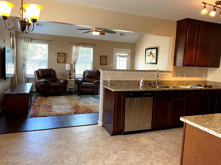 1215 Winghaven Dr NW — Photo 3