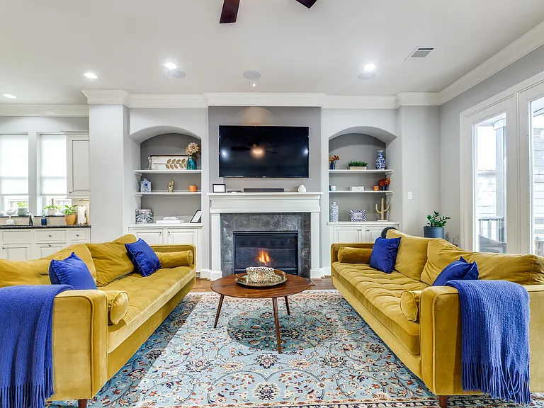 4535 Polk St — Photo 36
