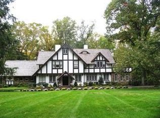 21 Cooper Rd, Scarsdale, NY 10583