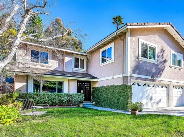 7001 Shade Tree Ln, West Hills, CA 91307
