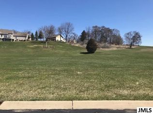 31 Coronado Dr, Jackson, MI 49201