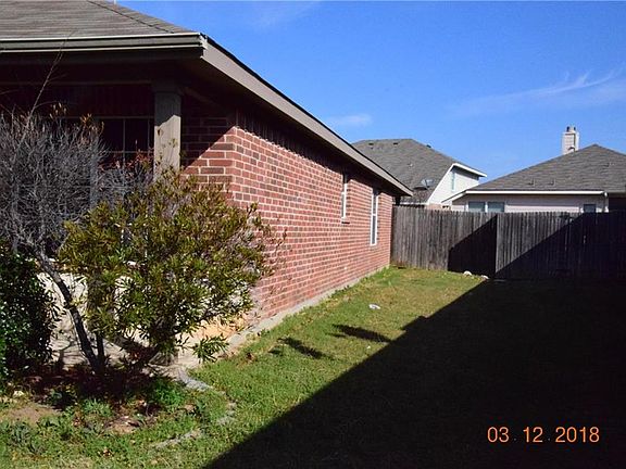 3rd image of 2436 Echo Point Dr