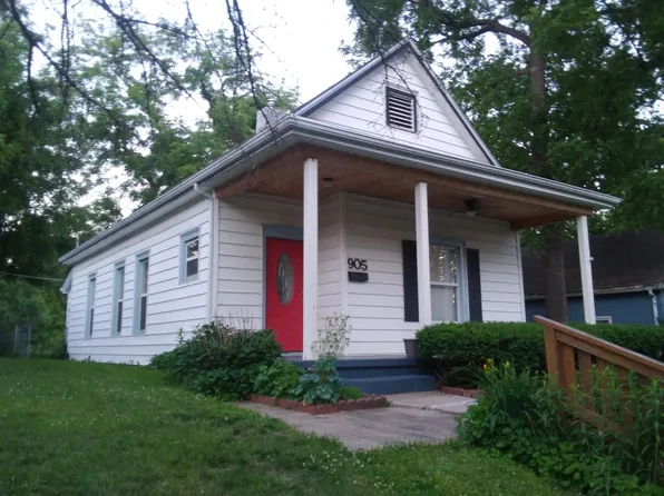 905 N High St, Sugar Creek, MO 64054