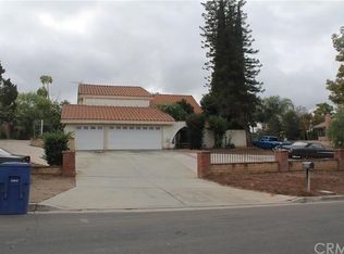 2040 John St, Riverside, CA 92503