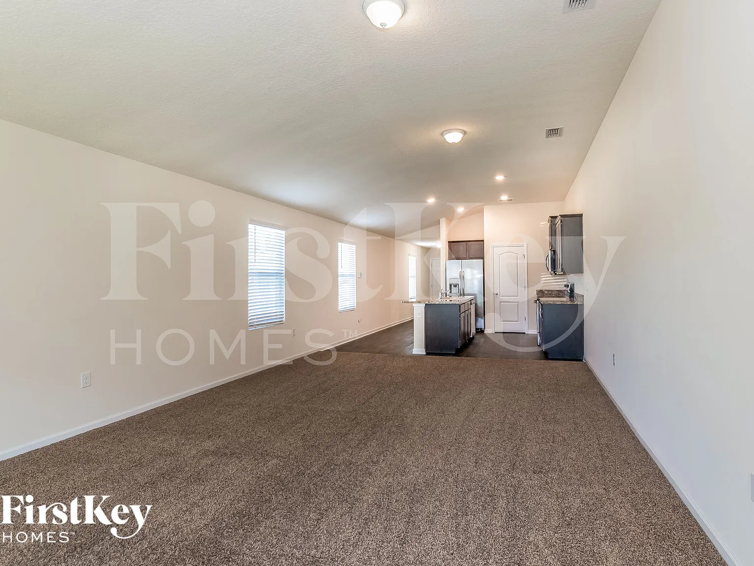 3 bed, 2.0 bath, 1607 sqft, $2,285 — Photo 2