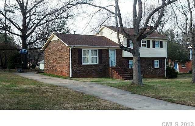 1st image of 4615 Cloverdale Ave