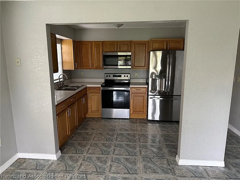 718 Lake Sebring Blvd — Photo 5