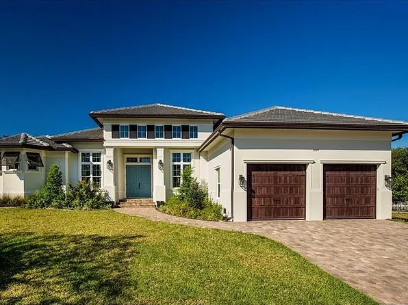 609 Colonial Bay Dr, Nokomis, FL 34275