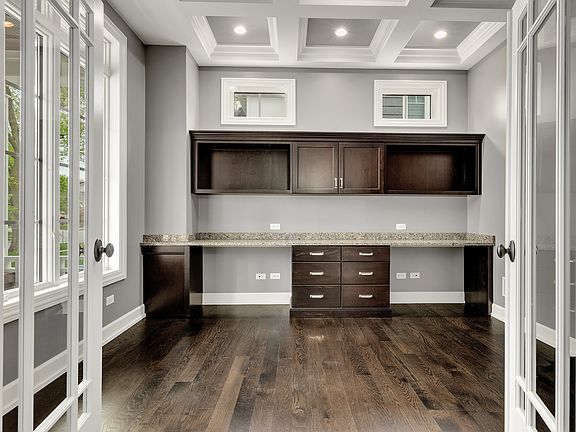 5th image of 15520 S Jeanne Ln