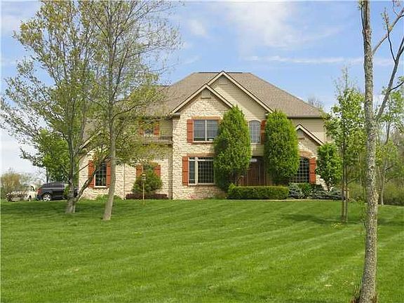 3rd image of 108 Blackstone Ct