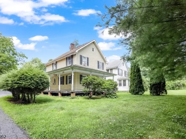 39 Clinton Rd, West Milford Twp., NJ 07435