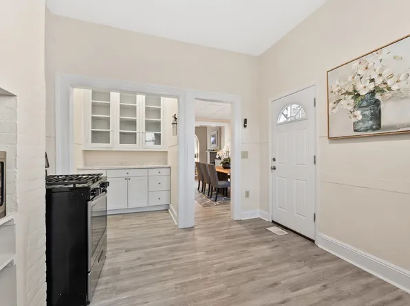 1610 West Street image 14 of 34