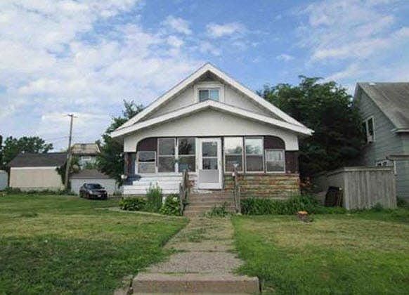 1st image of 3711 Fremont Ave N