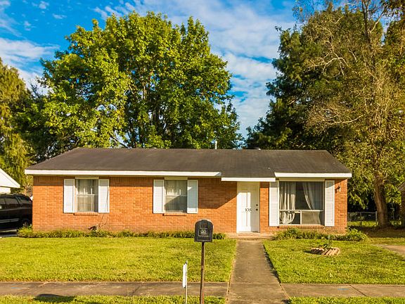2nd image of 108 Sorority Dr