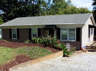 3535 Fiesta Dr, Greensboro, NC 27406