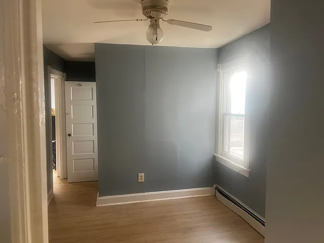 533 Frederick St — Photo 9