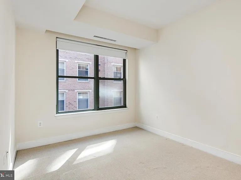 2425 L St NW #433 — Photo 12