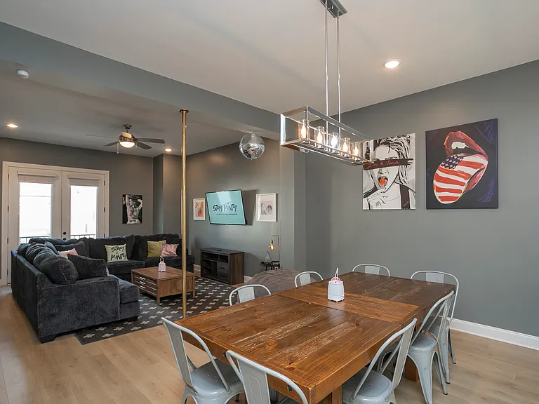 1737 Pecan St #3 — Photo 29