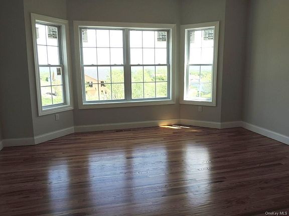 3rd image of 26 Trotter Ln