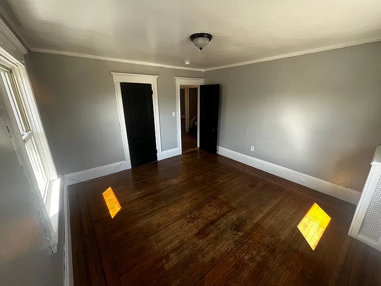 211 Washington Ave #2 — Photo 13