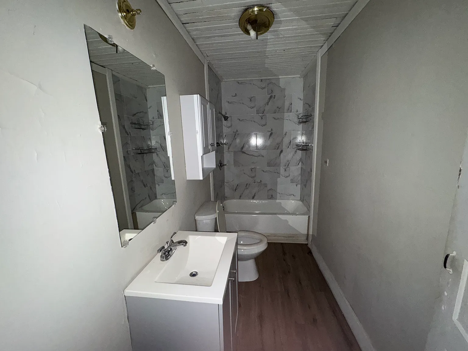 4 bed, 1225 sqft, $1,000 — Photo 4