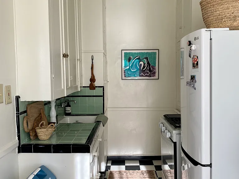 1814 N Normandie Ave #108 — Photo 14