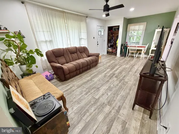 2413 Shelburn Rd, Millville, NJ 08332