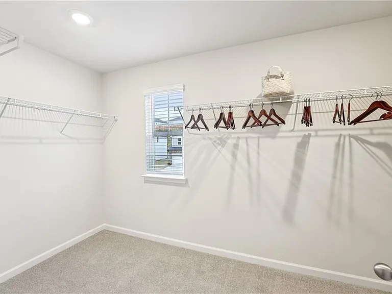 80 Proust Cir — Photo 36
