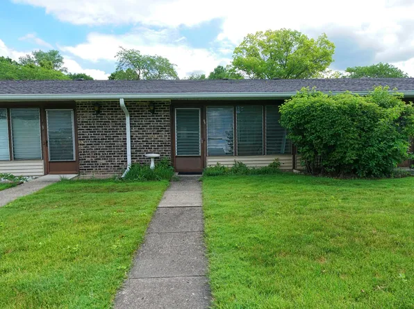 7415 Clarendon Ct #69, Fox Lake, IL 60020
