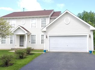 460 Winding Canyon Way, Algonquin, IL 60102