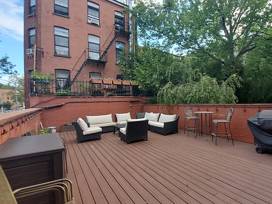 Rented by Douglas Elliman | media 34