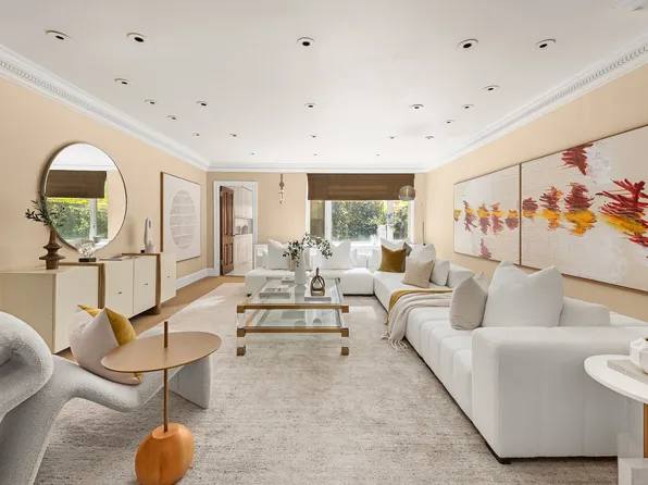 111 East 61st Street TOWNHO image 1 of 17