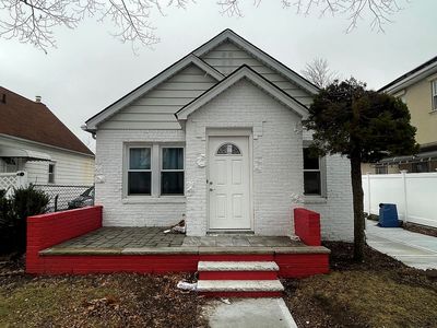 175-32 Underhill Ave, Fresh Meadows, NY, 11365