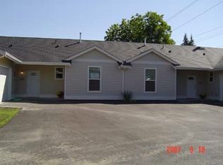 325 99th St E, Tacoma, WA 98445