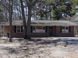 301 Decatur Dr, Fayetteville, NC 28303