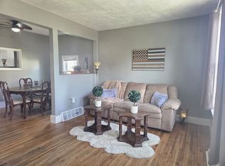 1236 Phelps St, Ottawa, IL 61350