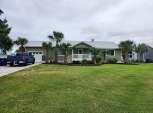 242 Inlet Point Dr, Wilmington, NC 28409