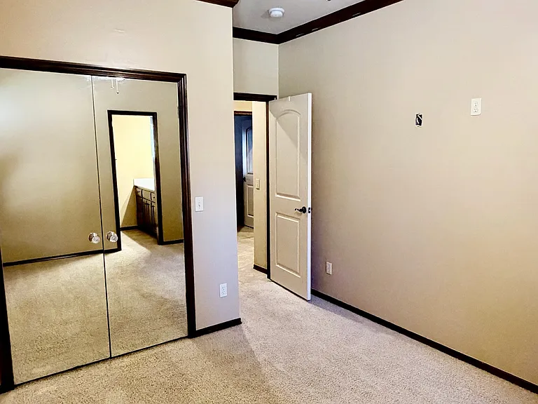 12600 N Rockwell Ave #63 — Photo 26