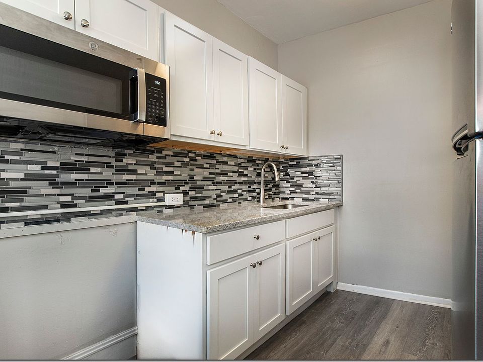 1st image of 17001 Madison Ave #5