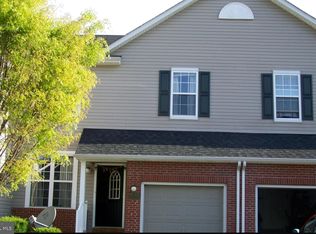 414 Nottingham Ln, Collegeville, PA 19426