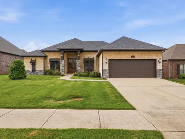5360 Trinity Crossing Dr, Conway, AR 72034