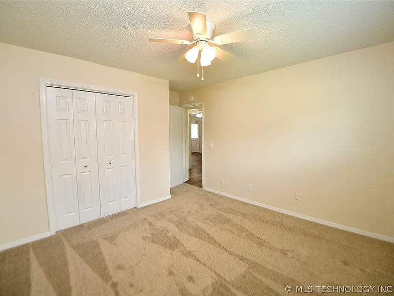 401 N Fir Pl — Photo 14