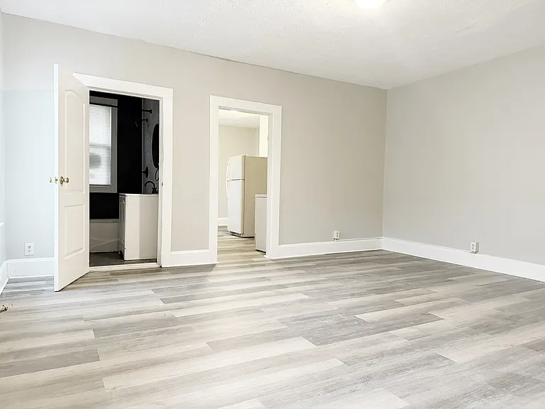 133 Rankin Ave — Photo 7
