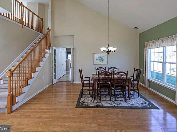4th image of 55 Pinflower Ln