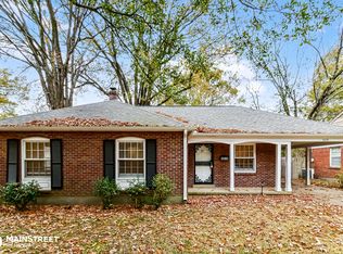 1619 Ivy Rd, Memphis, TN 38117