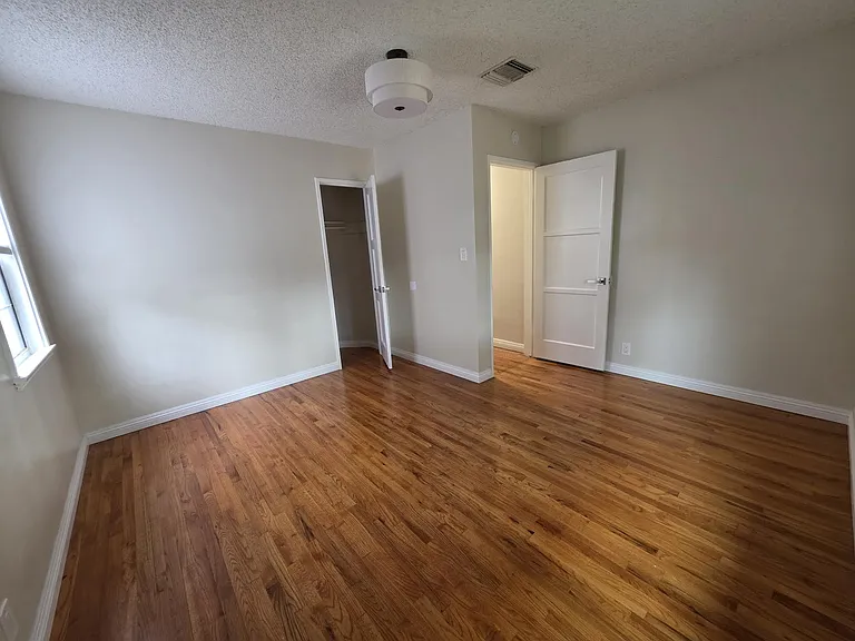 Bedroom #1