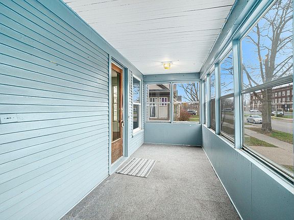 5th image of 56 W 16th St